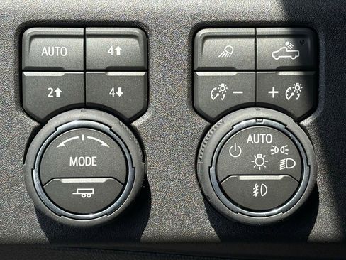 New 2026 Chevrolet Silverado 1500 RST w/ RST All Star Premium Package AWD/4WD image 32