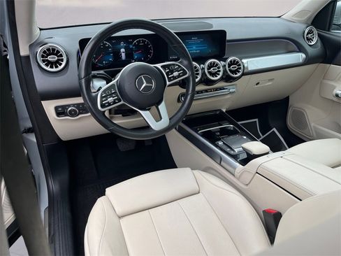 Certified 2021 Mercedes-Benz GLB 250 GLB 250 w/ Premium Package image 10