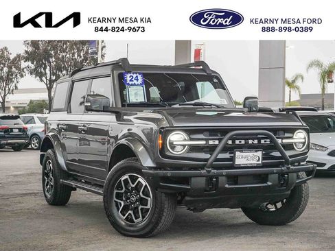 Used 2024 Ford Bronco Outer Banks AWD/4WD image 1