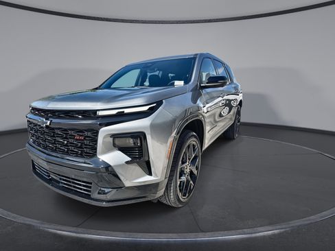 New 2026 Chevrolet Traverse RS w/ LPO, Floor Liner Package AWD/4WD image 10