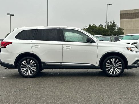 Used 2019 Mitsubishi Outlander ES image 6