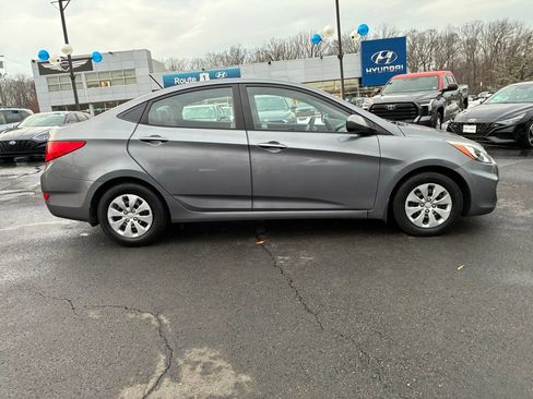 Used 2016 Hyundai Accent SE image 8
