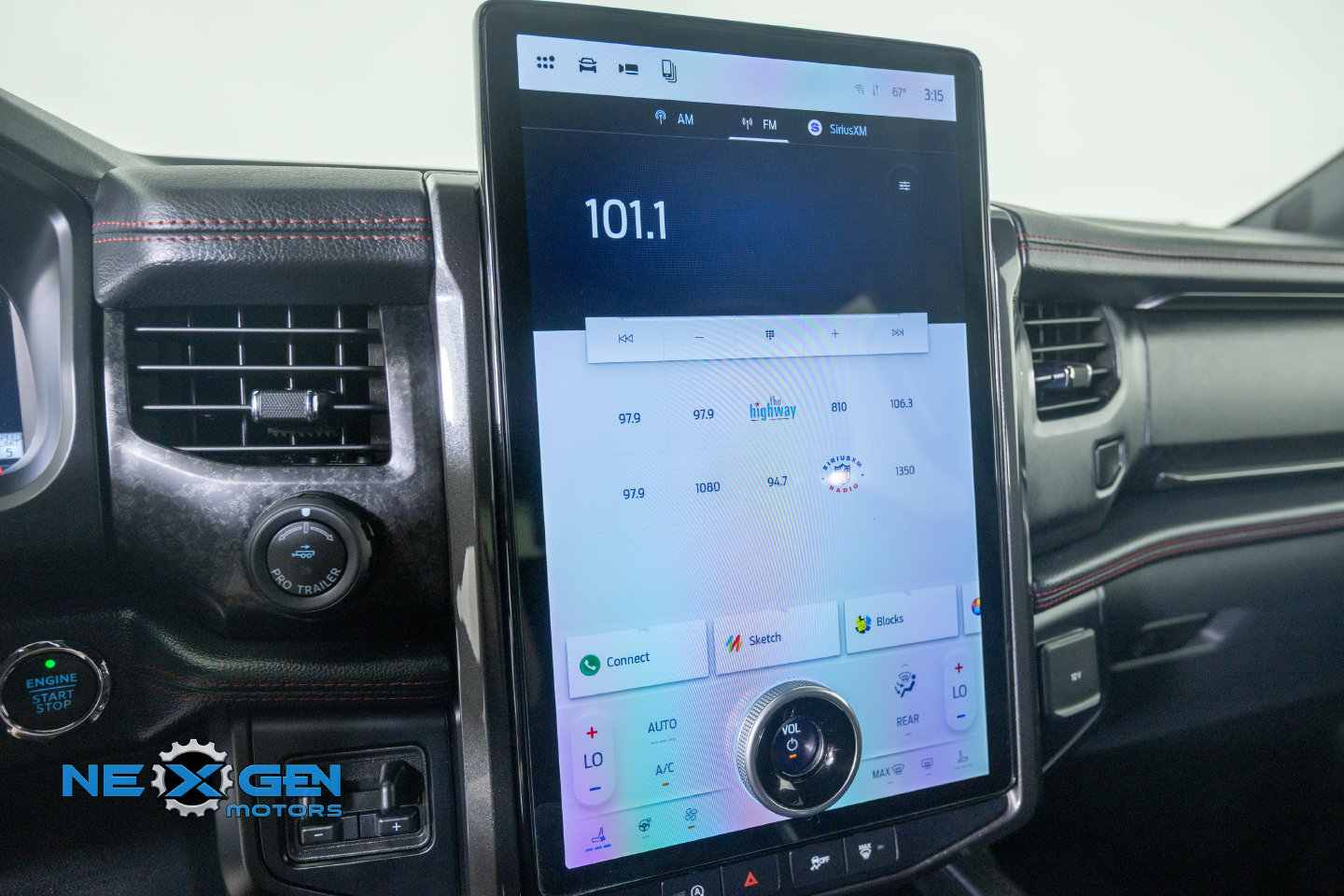 Used 2024 Ford Expedition Max Limited AWD/4WD image 19
