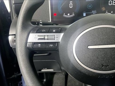 Used 2026 Hyundai Tucson SE FWD image 18
