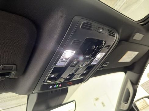 New 2026 GMC Yukon XL Denali AWD/4WD image 38