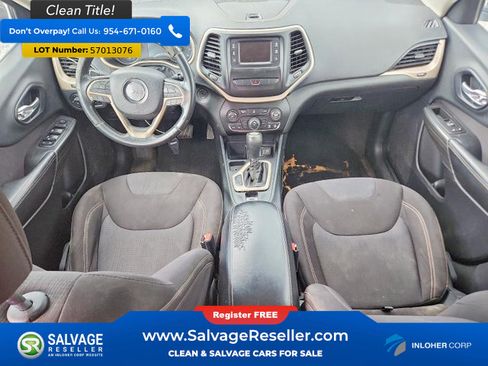 Used 2015 Jeep Cherokee Latitude FWD image 11