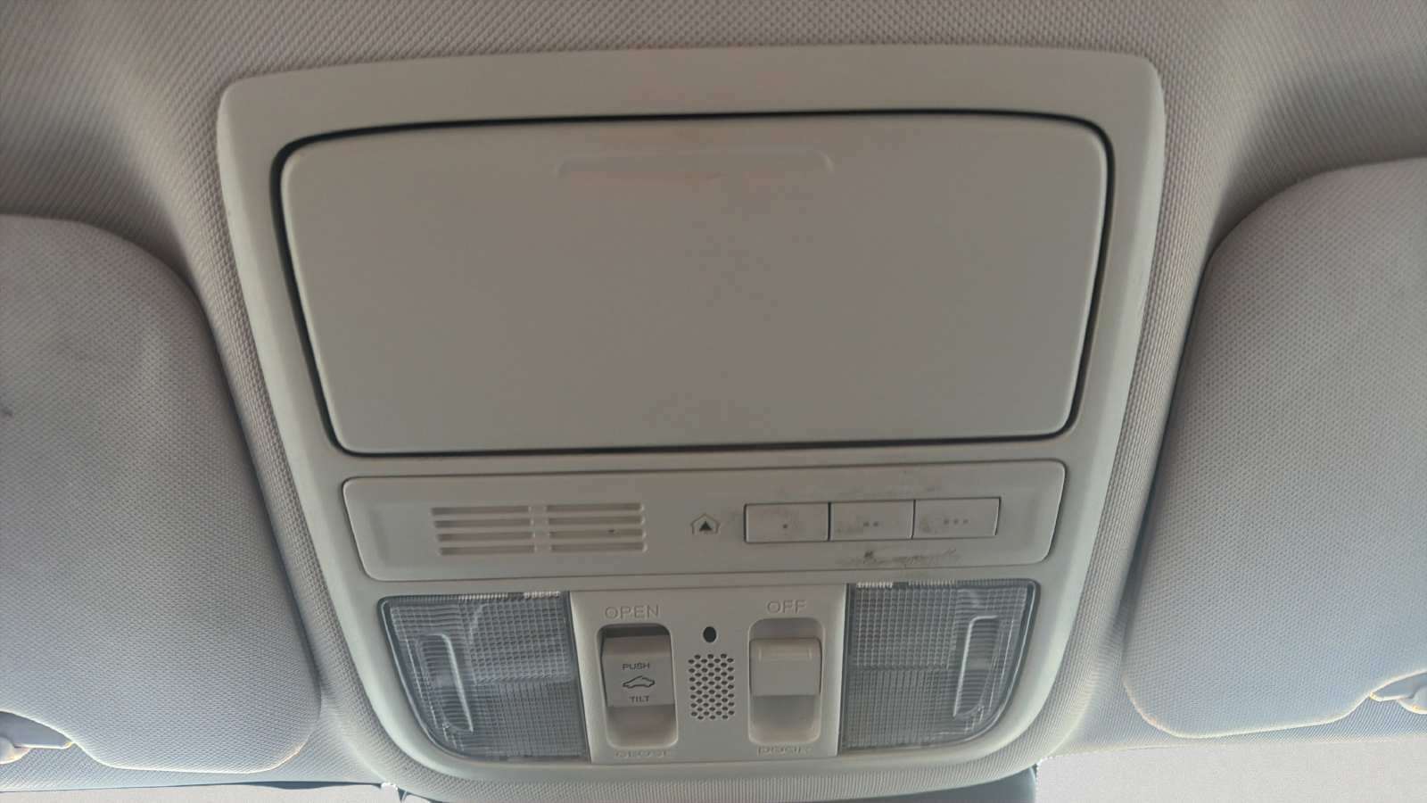 Used 2015 Honda CR-V Touring image 18