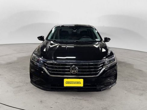 Used 2021 Volkswagen Passat 2.0T SE FWD image 8