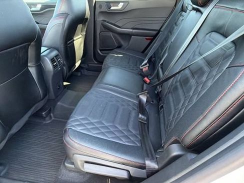 Used 2024 Ford Escape ST-Line Elite w/ Premium Technology Package AWD/4WD image 16