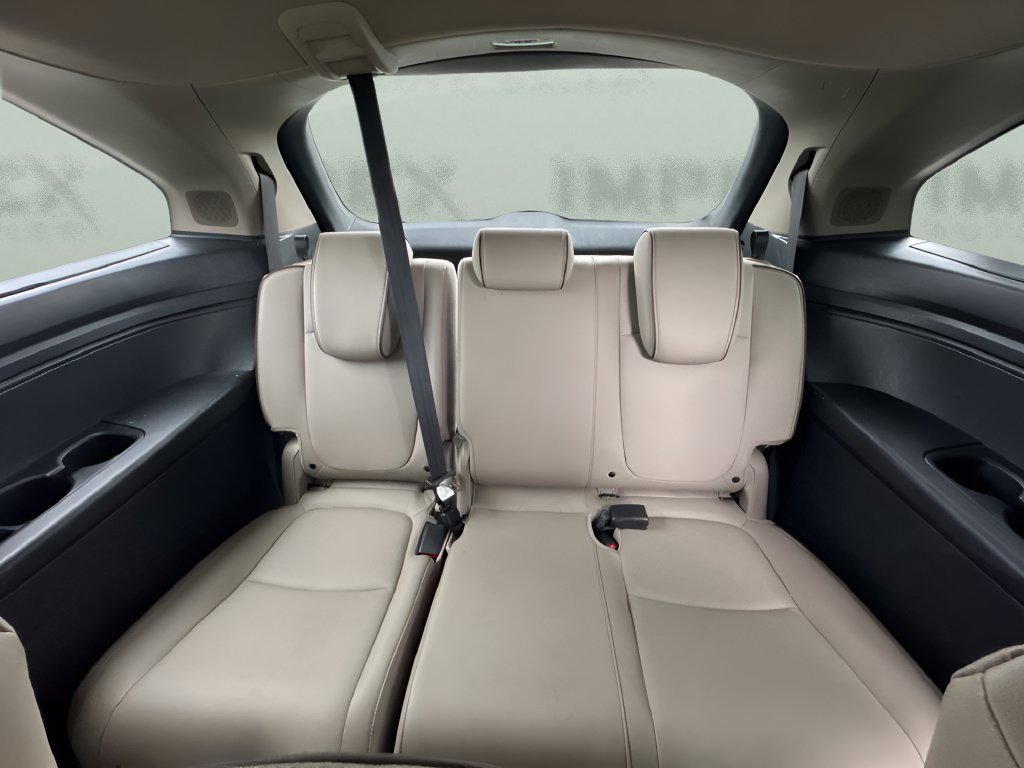 Used 2023 Honda Odyssey Elite image 13