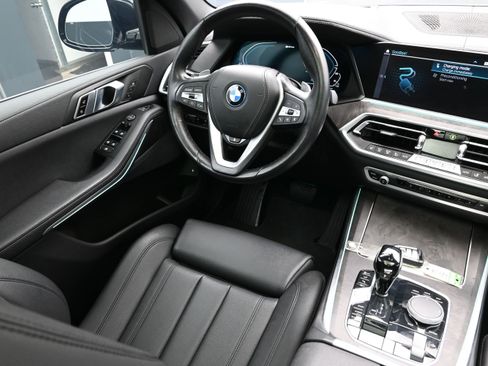 Used 2022 BMW X5 xDrive45e w/ Climate Comfort Package AWD/4WD image 24