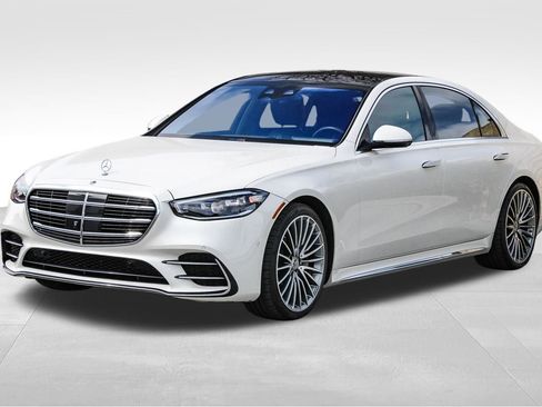 Certified 2022 Mercedes-Benz S 500 4MATIC image 3