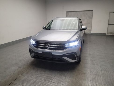 Used 2023 Volkswagen Tiguan SE FWD image 15