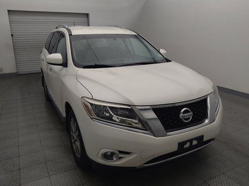 Used 2015 Nissan Pathfinder SL w/ Cargo Package FWD image 14