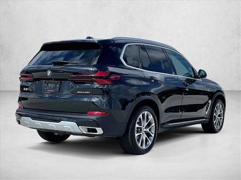 Used 2026 BMW X5 sDrive40i RWD image 2