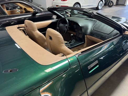 Used 1994 Chevrolet Corvette Convertible RWD image 34