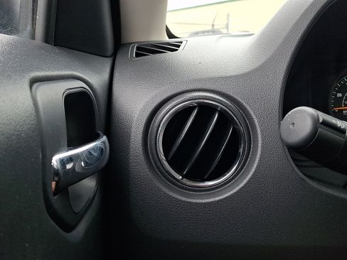 Used 2015 Jeep Patriot Sport w/ Power Value Group FWD image 21