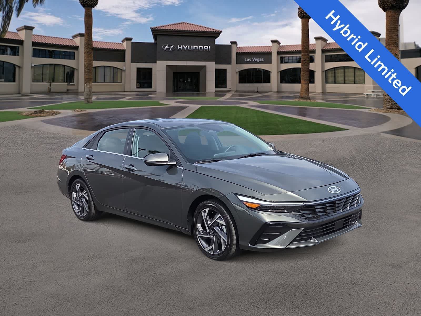 Certified 2026 Hyundai Elantra Limited FWD image 2