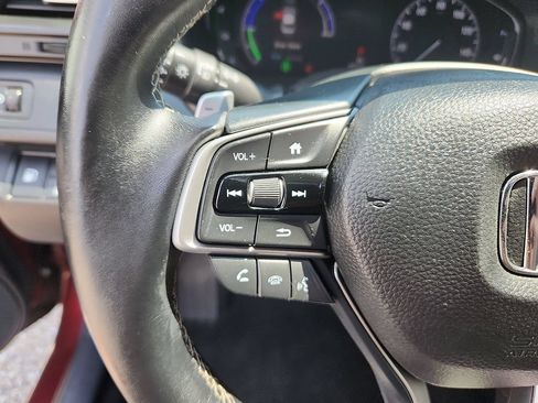 Used 2019 Honda Insight Touring image 16