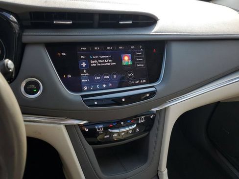 Used 2021 Cadillac XT5 Premium Luxury w/ LPO, Floor Liner Package AWD/4WD image 26