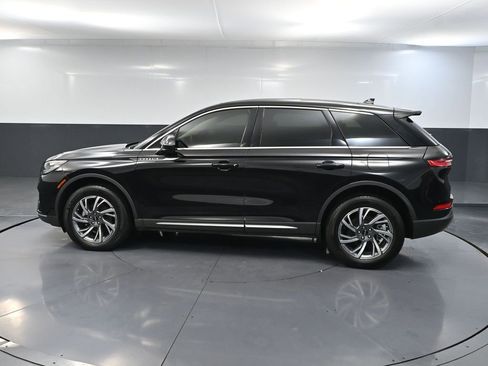 Used 2024 Lincoln Corsair AWD w/ Equipment Group 101A image 11