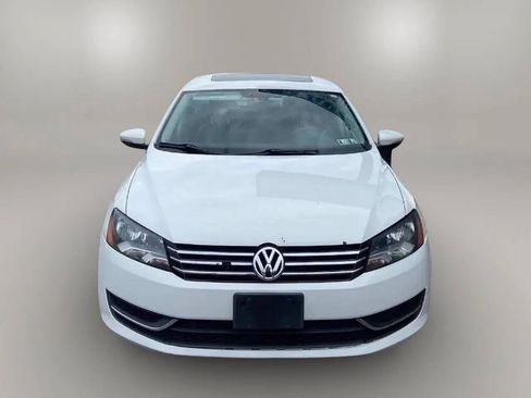 Used 2012 Volkswagen Passat 2.5 SE FWD image 2