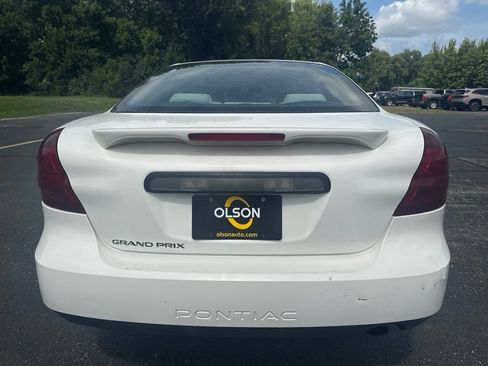 Used 2007 Pontiac Grand Prix w/ Preferred Package FWD image 4