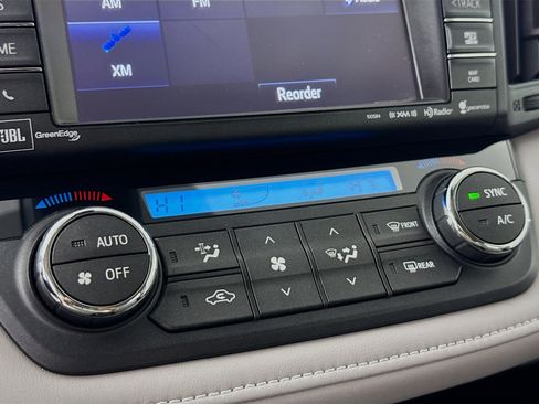 Used 2017 Toyota RAV4 Limited image 17