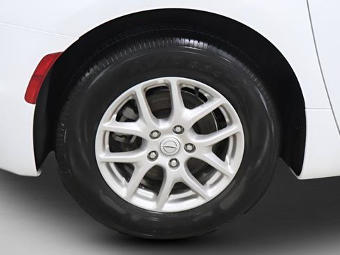 Used 2026 Chrysler Pacifica Select FWD image 34