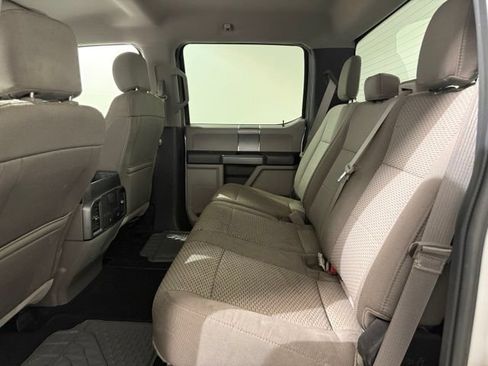 Used 2019 Ford F250 XLT w/ XLT Premium Package AWD/4WD image 20