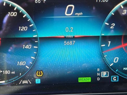 Used 2023 Mercedes-Benz E 450 Coupe image 11