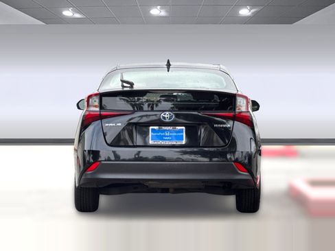 Used 2022 Toyota Prius LE image 9