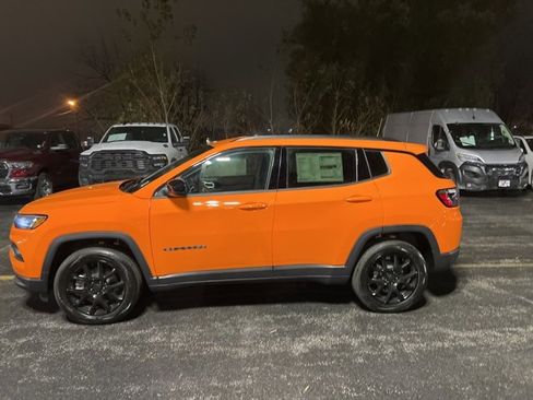 New 2026 Jeep Compass Latitude image 2