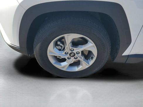 Certified 2024 Hyundai Tucson SEL FWD image 26