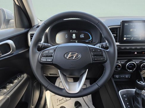 New 2026 Hyundai Venue SEL FWD image 16