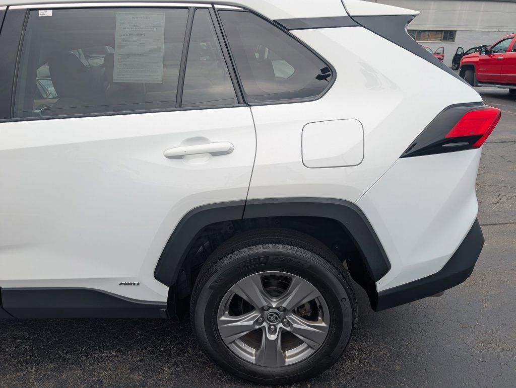 Certified 2023 Toyota RAV4 XLE w/ Convenience Package AWD/4WD image 4