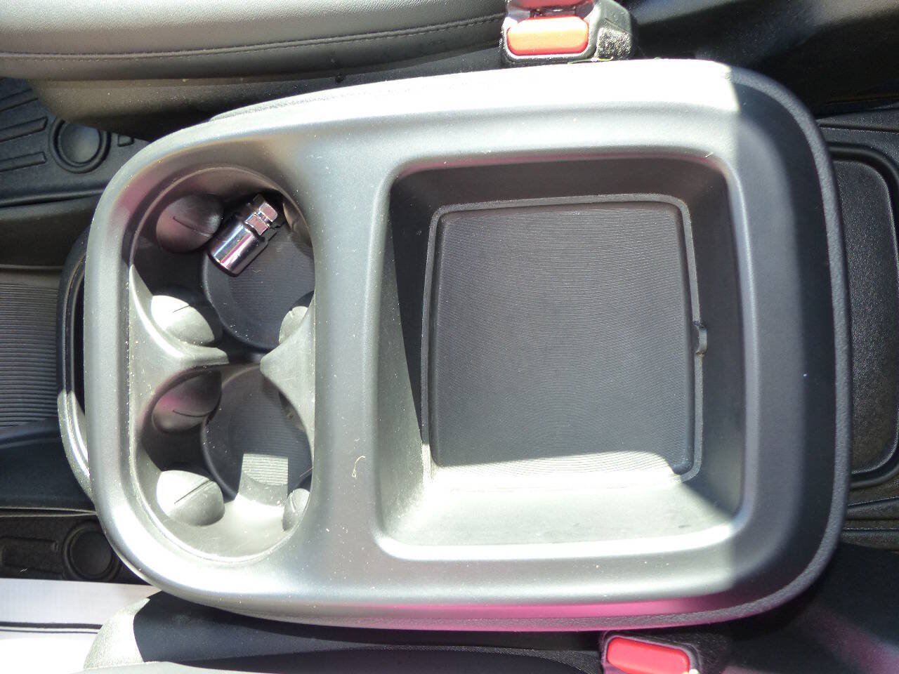 Used 2025 Chrysler Pacifica Select FWD image 58