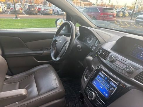 Used 2014 Honda Odyssey EX-L image 9