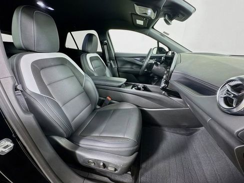 Used 2024 Chevrolet Blazer EV LT AWD/4WD image 28