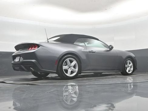 Used 2026 Ford Mustang Premium RWD image 43