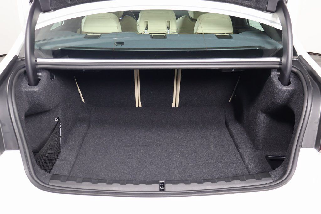 Certified 2026 BMW 330i Sedan w/ Premium Package RWD image 14