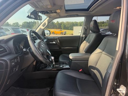 Used 2023 Toyota 4Runner TRD Off-Road Premium w/ Moonroof Package AWD/4WD image 3