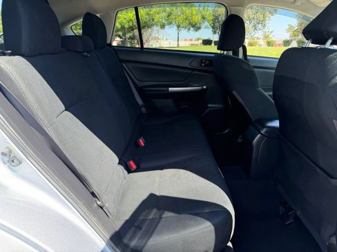 Used 2017 Subaru Crosstrek 2.0i AWD/4WD image 12
