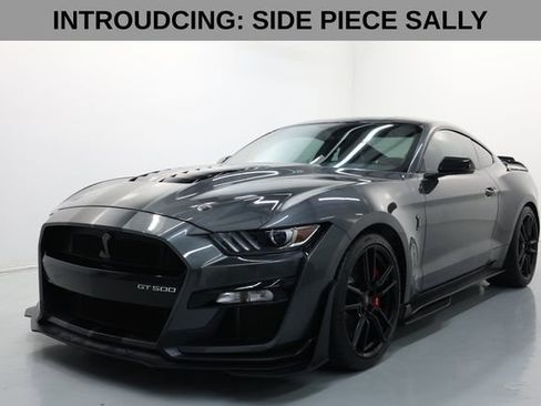 Used 2020 Ford Mustang Shelby GT500 w/ Technology Package RWD image 2