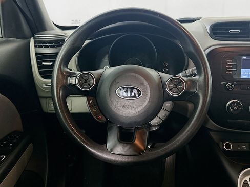 Used 2017 Kia Soul w/ Convenience Package FWD image 17