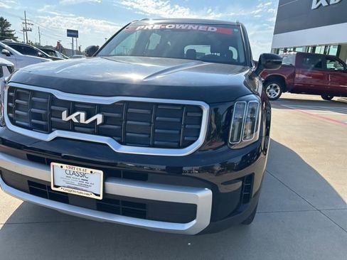 Used 2024 Kia Telluride S w/ S Sunroof Package AWD/4WD image 3