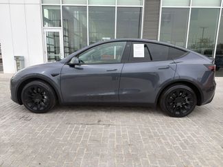 Used 2023 Tesla Model Y Long Range video 2