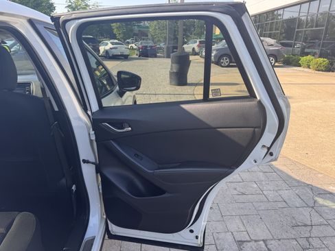 Used 2015 MAZDA CX-5 Touring w/ Bose/Moonroof Package AWD/4WD image 24