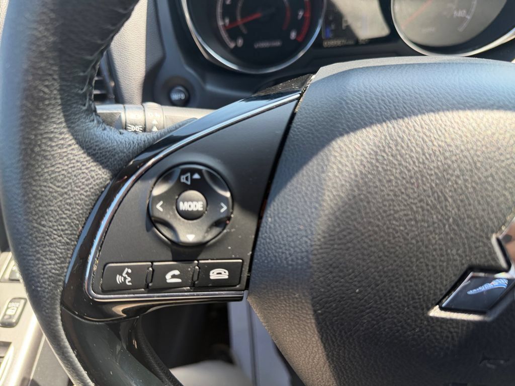 Used 2025 Mitsubishi Outlander Sport SE AWD/4WD image 24