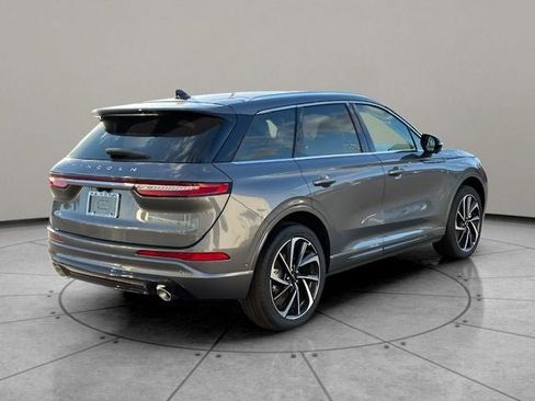 New 2026 Lincoln Corsair Grand Touring AWD/4WD image 12